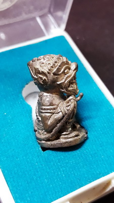 นุมานชนะภัย เนื้อนวะโลหะแก่เงิน วัดเตาเหล็ก สวยเดิมพร้อมกล่องวัดครับ