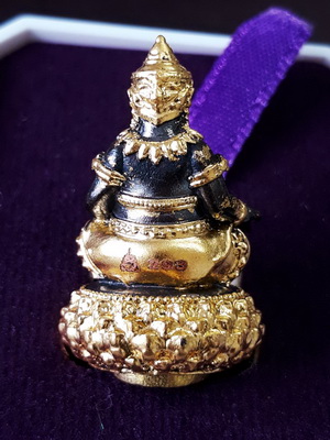 พระธนบดีประทานทรัพย์ รุ่น ธนบดีเศรษฐีตลอดชาติ พระอาจารย์อรรณพ วัดถ้ำเขาน้อย จ.เพชรบุรี