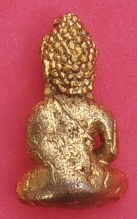 พระหลวงพ่อเงิน พุทธโชติ พิมพ์พระชัยช่อฟ้า กรุวัดบางลายใต้ จ.พิจิตร