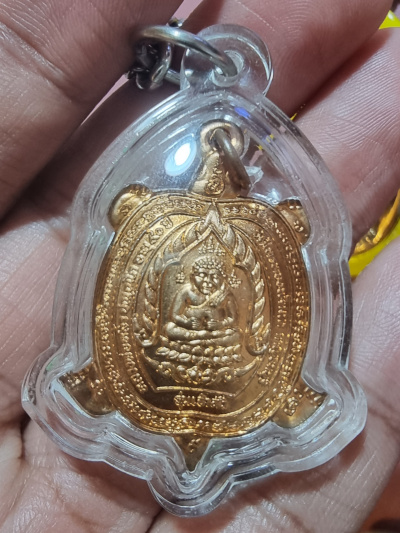 พญาเต่าเรือน หลวงปู่หลิว วัดไร่แตงทอง รุ่น เจ้าสัว เนื้อทองแดงผิวไฟ สวยมากครับ