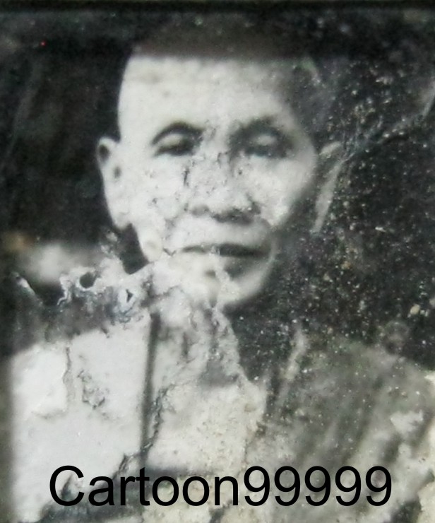 ล็อกเก็ตกรอบอลูมิเนียม ครูบาศรีวิชัย วัดบ้านปาง ลำพูนครับ หายากครับ สวยๆ ครับผม