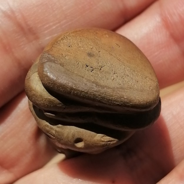 พระสังกัจจายน์ลอยองค์ หลวงพ่อกวย วัดโฆสิตาราม เนื้อดินเผา อุดกริ่ง จ.ชัยนาท เคาะเดียว   