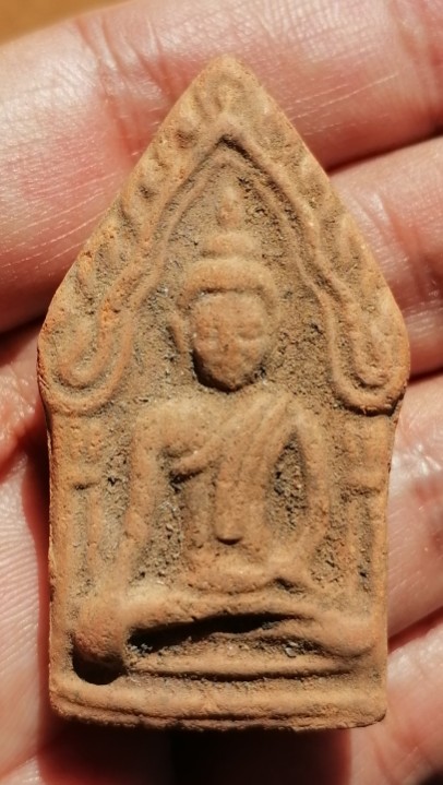 ขุนแผนหลังกุมารทอง​ หลวงพ่อกวย​ วัดโฆษิตาราม​ เนื้อดิน​ ยุคต้น​ เคาะเดียว     