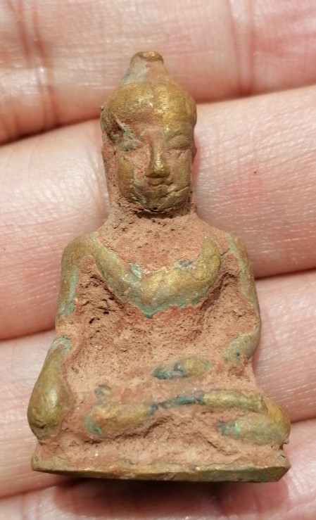 พระไม่ทราบที่ เคาะเดียว   