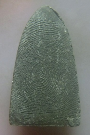 **เบา​ๆ**หลวงปู่ทวดเนื้อว่านพิมพ์ใหญ่ วัดเมืองยะลา ปี ๓๙(รุ่นเครื่องบินตก) หลังลายนิ้ว**ประสบการณ์ดี