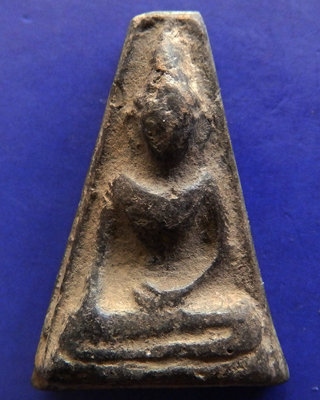 2.พระผงสุพรรณ หลวงพ่อมุ่ย วัดดอนไร่ จ.สุพรรณบุรี ปี 2512