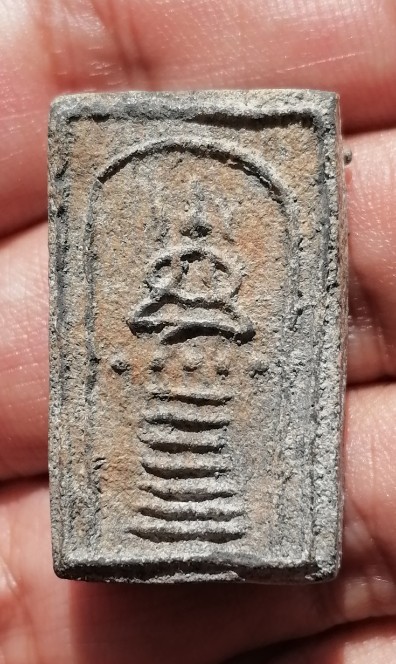 พระสมเด็จเจ็ดชั้นฐานบัวห้าเม็ดหลวงพ่อพริ้ง วัดบางปะกอก กรุงเทพมหานคร เคาะเดียว   