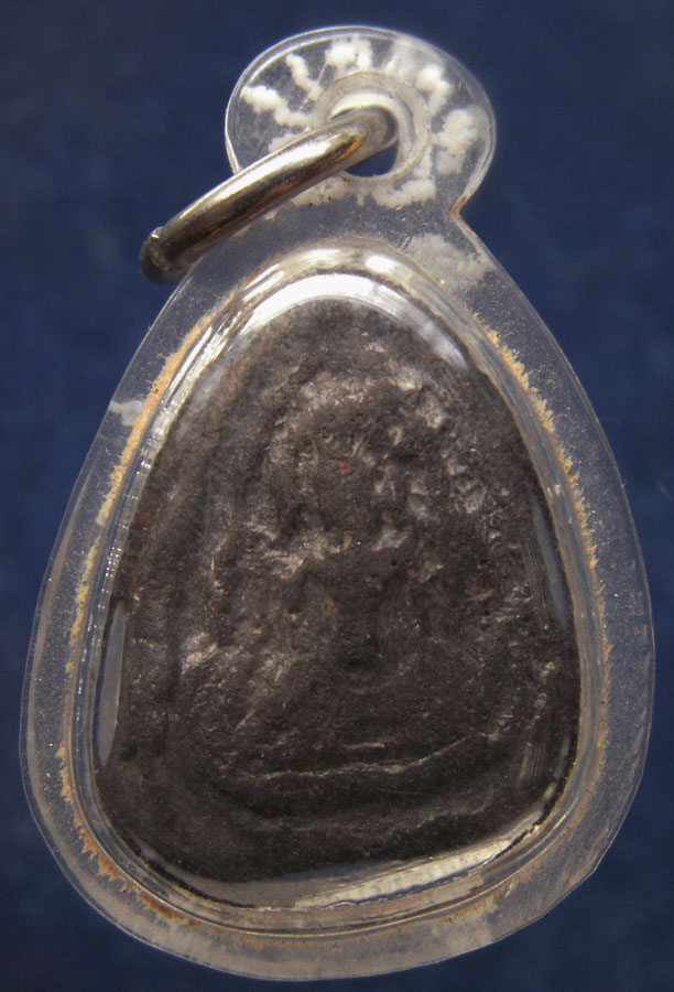 พระสังกัจจายน์เนื้อดิน กรุน้ำมนต์ จ.สุโขทัย สูง 2. ซ.ม. เลี่ยมกันน้ำ