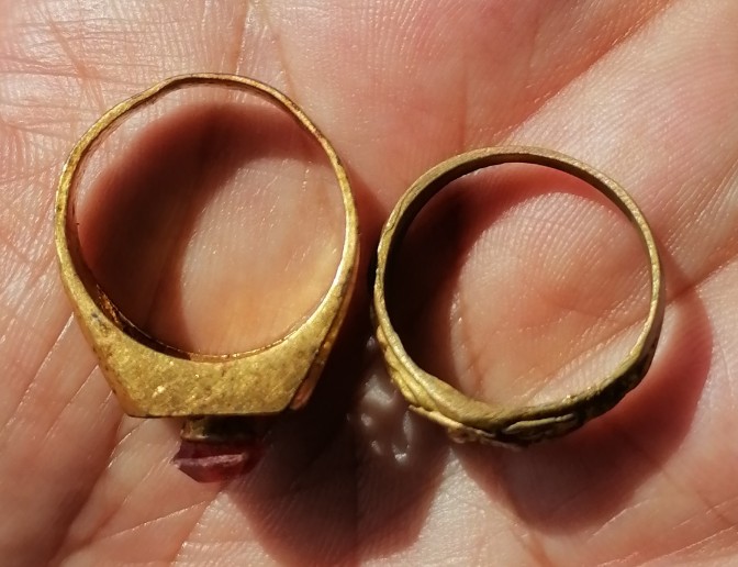 ไม่ทราบที่ ​เคาะเดียว   