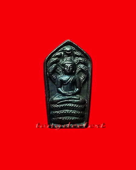 พระนาคปรกใบมะขาม หลวงพ่ออุตตมะ วัดวังก์วิเวการาม จ.กาญจนบุรี รุ่นอุดมมงคล เนื้อนวโลหะ สวยมากค่ะ