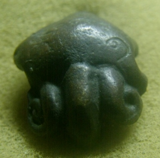 **เบาๆ**พระอุปคุต หล่อโบราณ หลังยันต์ เนื้อโลหะผสม เก่าๆ ไม่ทราบที่**เนื้อจัด สวยๆ