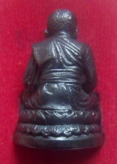 **เบา​ๆ​**หลวงปู่ทวด รุ่นร่มเย็น เป็นสุข สำนักงานเลขาธิการสภาผู้แทนราษฎร ปี ๒๕๕๒**ตอกโค้ด พร้อมกล่อง