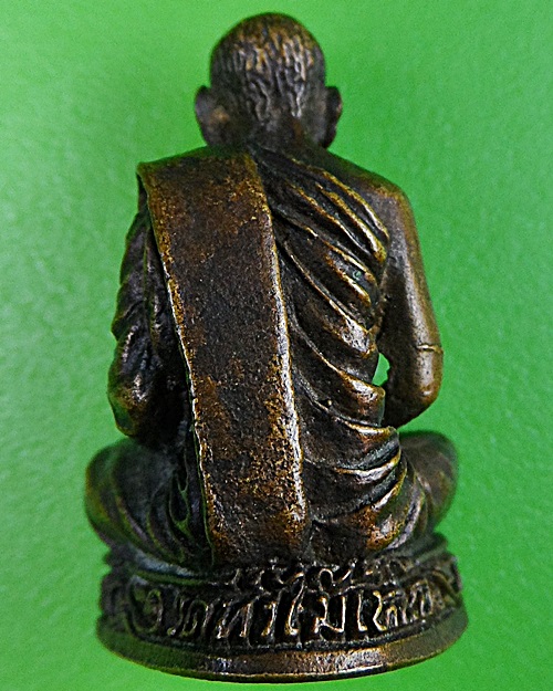 รูปหล่อรุ่นแรกหลวงพ่อทองเหลือ วัดท่าไม้เหนือ อุตรดิตถ์ .2359.