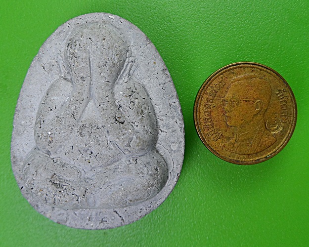 พระปิดตาหลวงพ่อสมบูรณ์ วัดหงส์รัตนาราม กทม .2360.