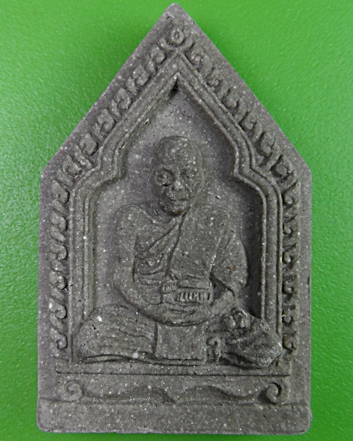 พระผงรูปเหมือนหลวงพ่อฟู วัดบางสมัคร ฉะเชิงเทรา(1) .2452.