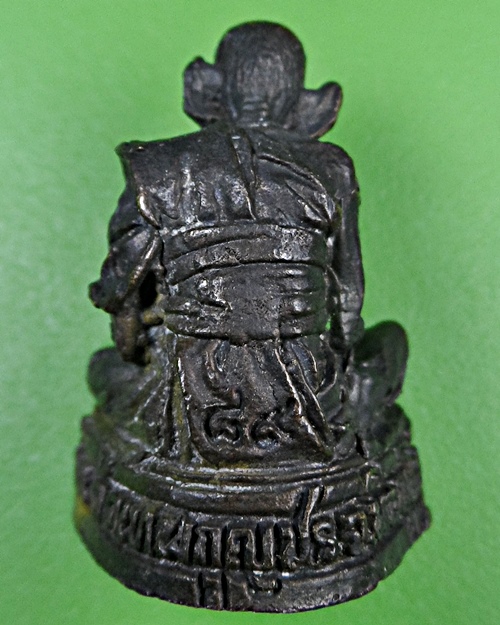 รูปหล่อหลวงปู่โสภา วัดเทพกุญชร พิษณุโลก .2546.