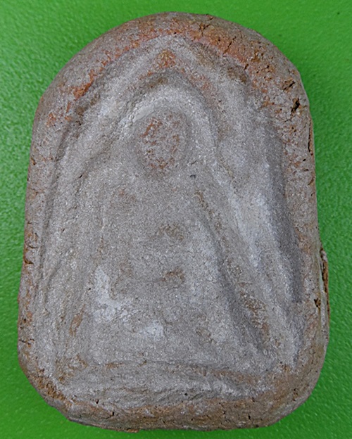 พระผงรูปเหมือนปฐวีธาตุหลวงปู่หงษ์ วัดเพชรบุรี สุรินทร์ .2569.