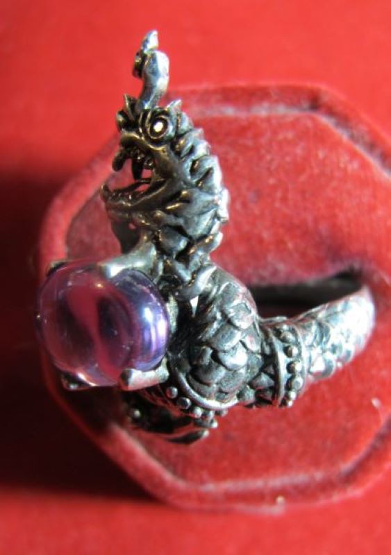 แหวนพญานาค เนื้อเงินพลวง  หัวพลอย สวยขั้นเทพ