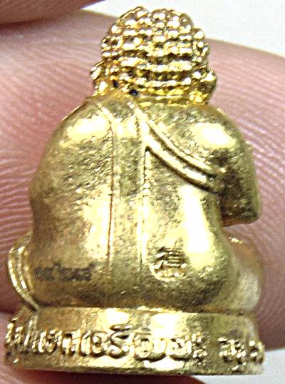 ๒๐ รูปหล่อพระสังกัจจายน์ 