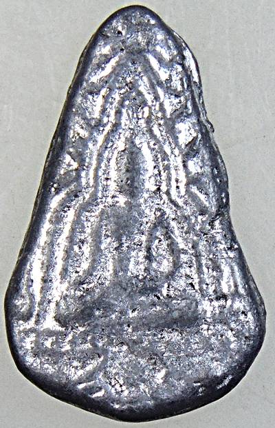 เหรียญหล่อ พิมพ์ก้นแมลงสาบ หลวงพ่อขัน วัดนกกระจาบ เนื้อตะกั่ว จารหลัง  ย้อนยุค