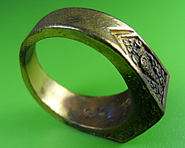 แหวนรุ่น๑ วัดเรือแข่ง อยุธยา .2665.