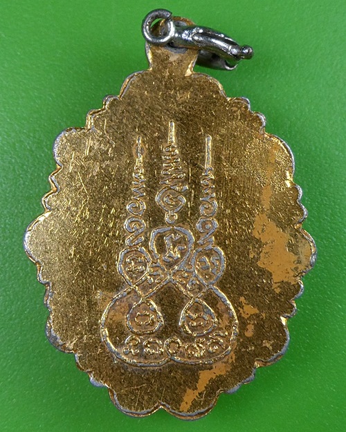 ล็อกเก็ตหลวงพ่อใย วัดมะขาม จันทบุรี .2749.