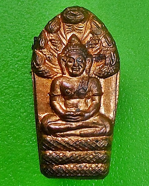 พระปรกใบมะขามหลวงพ่อเพชร วัดบ้านกรับ กาญจนบุรี .2758.