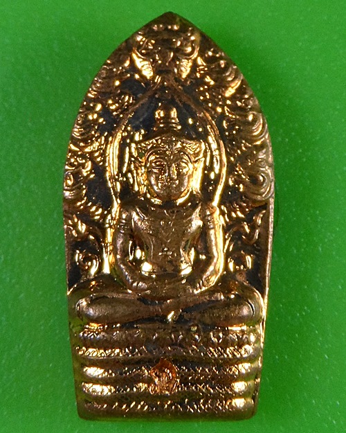 ปรกใบมะขามรุ่นแรกพระมหาคำแดง วัดคัมภีราวาส อุบลราชธานี .2782.