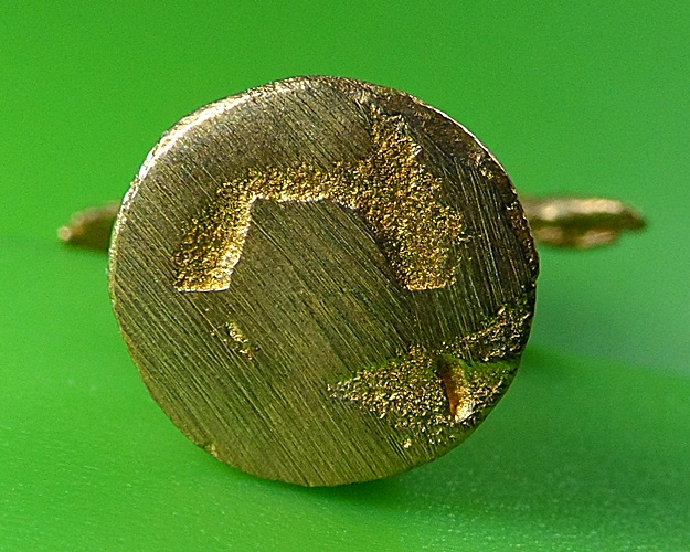 รูปหล่อพระพุทธ หลวงปู่หงษ์ วัดเพชรบุรี สุรินทร์ .2849.