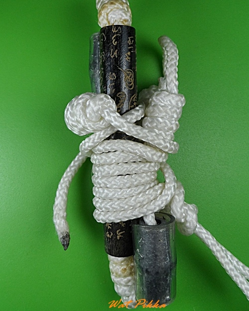 ตะกรุดคาดเอว หลวงพ่อเอนก วัดปรีดาราม นครปฐม .2961.