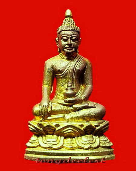 พระกริ่งพระนเรศวรชนะศึก จ.กาญจนบุรี ที่ระลึกจัดสร้างพระบรมราชานุสาวรีย์ ปี 2545 พร้อมกล่องเดิมค่ะ