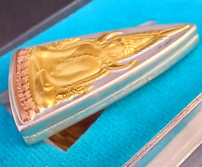 พระพุทธชินราช "เหรียญแม่" พิมพ์พิเศษสองหน้า สามกษัตริย์..ปลุกเสก100วัด!