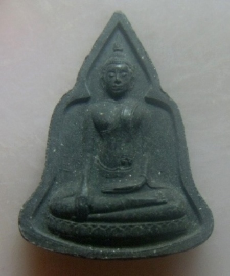 **เบาๆ**หลวงพ่อโบสถ์น้อย วัดอัมรินทราราม เนื้อผง รุ่นบูรณะองค์หลวงพ่อโบสถ์น้อย ๗๒ ปี ๒๕๓๙**สวยๆ