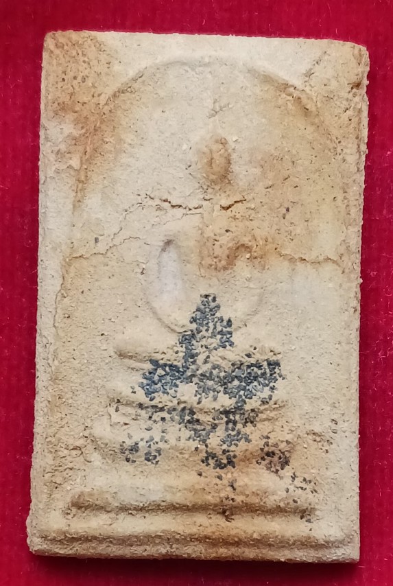 พระสมเด็จรุ่นแรก "หลวงพ่อชอบ" วัดสว่างอารมณ์ สุพรรณบุรี