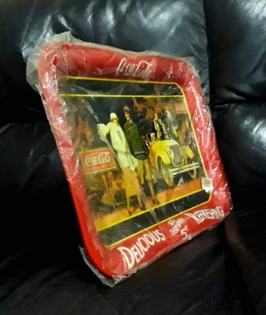 ถาดสังกะสี COKE 1990 (แท้) 2 ใบ 2 ลาย