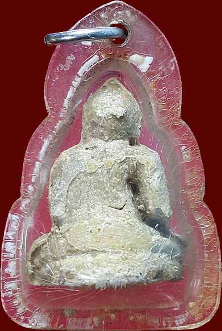 พิมพ์พระเชียงแสน ลอยองค์ เนื้อผง