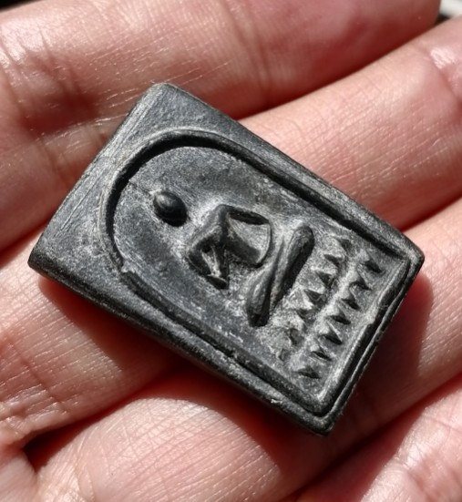 พระสมเด็จพุทธกวัก​ ฐานบัวฟันปลา​ หลวงพ่อกวย​ วัดโฆษิตาราม​ เนื้อดินผสมผงใบลาน​ ยุคต้น เคาะเดียว     