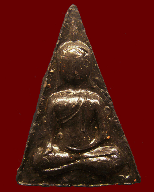 พระนางพญาสังฆาฏิ เนื้อดินลงรัก หลวงปู่ทิม วัดละหารไร่ ประธานปรกปลุกเสก ออกวัดไผ่ล้อม จ.ระยอง