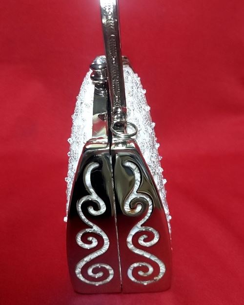 (ปิด119-) กระเป๋าถือสตรีติดเลื่อม ขนาด6.5x13.5x14ซ.ม. (สภาพไม่ได้ใช้)