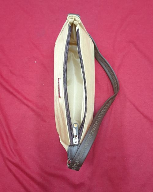 (ปิด49-) กระเป๋าหิ้วใบเล็ก 5.5x9นิ้ว จากธนาคารออมสิน (สภาพไม่ได้ใช้)