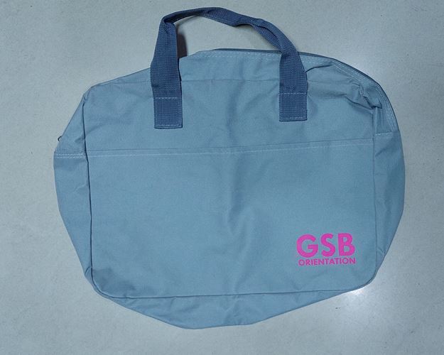 (ปิด59-)กระเป๋าหิ้วผ้าไนล่อน GBS กว้าง5xยาว18xสูง12นิ้ว (สภาพไม่ได้ใช้)