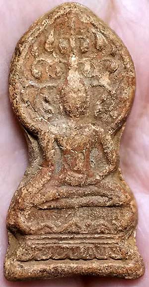 *พระเชียงแสน ปรกโพธิ์ พิมพ์กลาง เนื้อดิน*