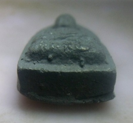 **เบาๆ**หลวงปู่ทวด เนื้อว่าน พิมพใหญ่ หลังพระปิดตามหาลาภ**สวยๆ เชิญชมครับ