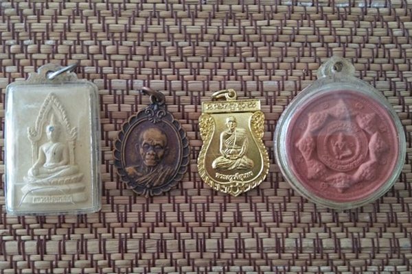 หลวงพ่อพระใส ,หลวงพ่อคูณ, จตุคาม, พระครูวจีสุนทร เคาะเดียว