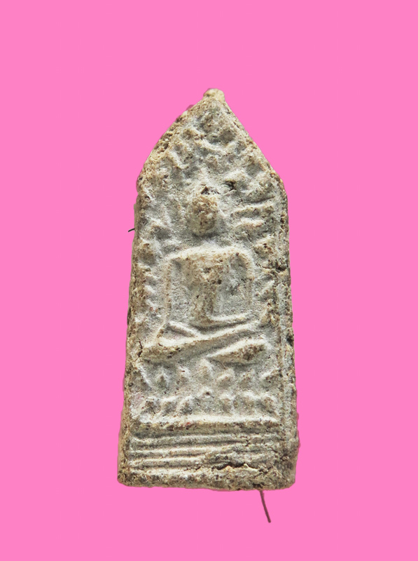 พระผงมีเกศา พิมพ์ปรกโพธิ์ ฐานบัวคว่ำ บัวหงาย สูง 1.8 ซม.