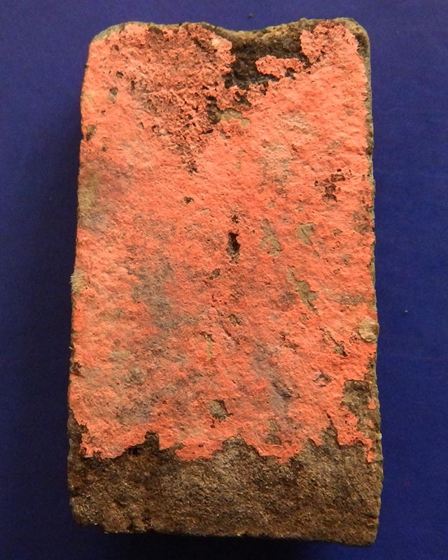 2.หลวงปู่ทวดเนื้อว่าน พิมพ์สี่เหลี่ยม สูง 3.5 ซ.ม. เก่าเก็บหลายสิบปี