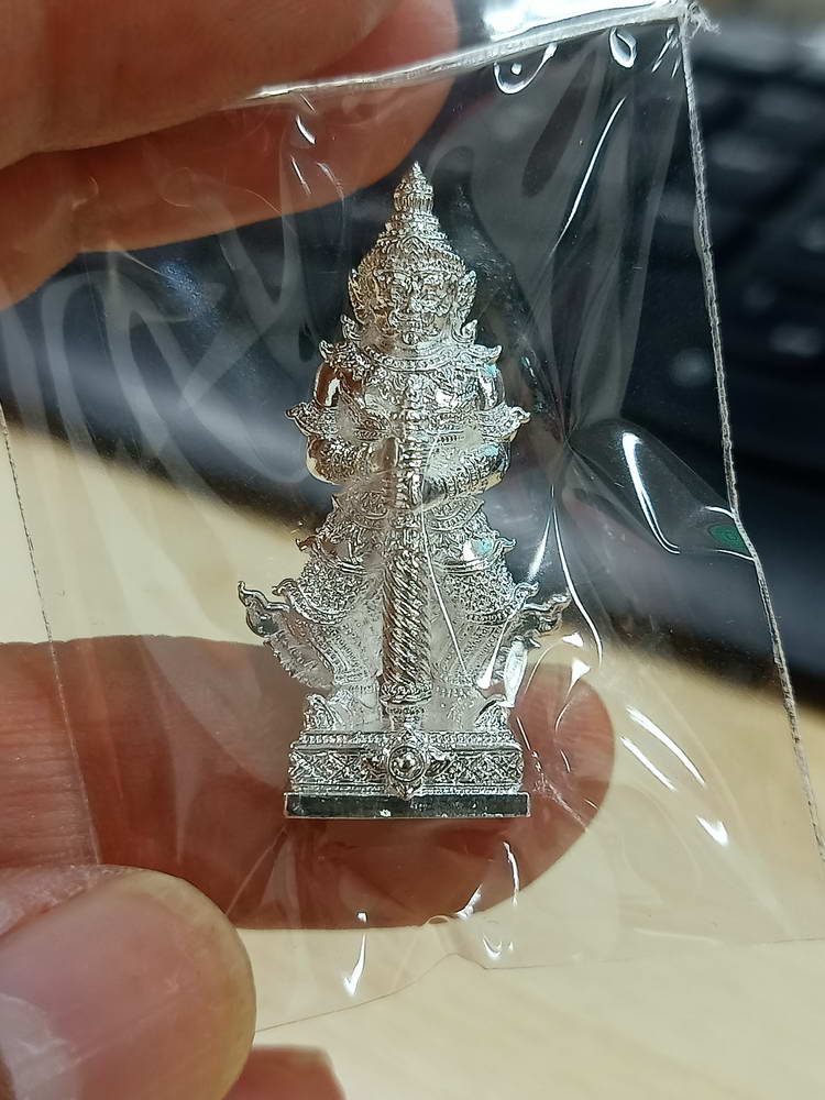 4-615 ท้าวเวสสุวรรณ ยกฐานะ ทองนำโชค หลวงพ่อทอง สุทฺธสีโล วัดบ้านไร่ จ.นครราชสีมา 2564 กล่องเดิม