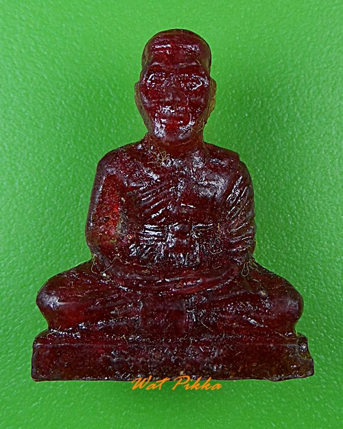 รูปหล่อหลวงพ่อคำพันธิ์ วัดธาตุมหาชัย นครพนม .3699.