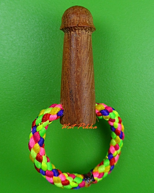 ปลัดขิกจิ๋วหลวงปู่สิงห์ วัดบ้านขี้เหล็ก ศรีสะเกษ .3881.