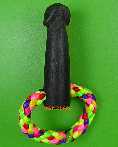 ปลัดขิกจิ๋วหลวงปู่สิงห์ วัดบ้านขี้เหล็ก ศรีสะเกษ .3882.